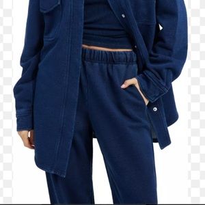 Good American Jeanius Sweats